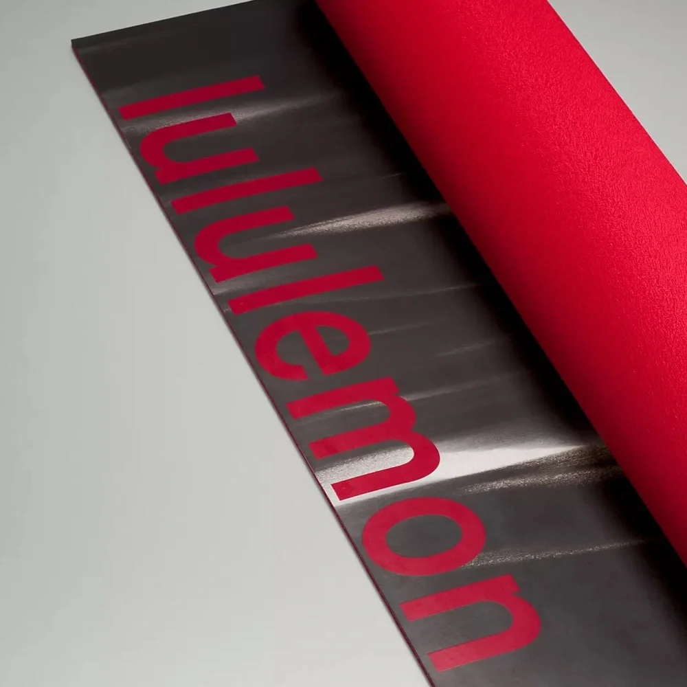 NWT Lululemon Yoga The Mat 5mm Made With FSC-Certified Rubber Red Black Marble - Picture 2 of 7